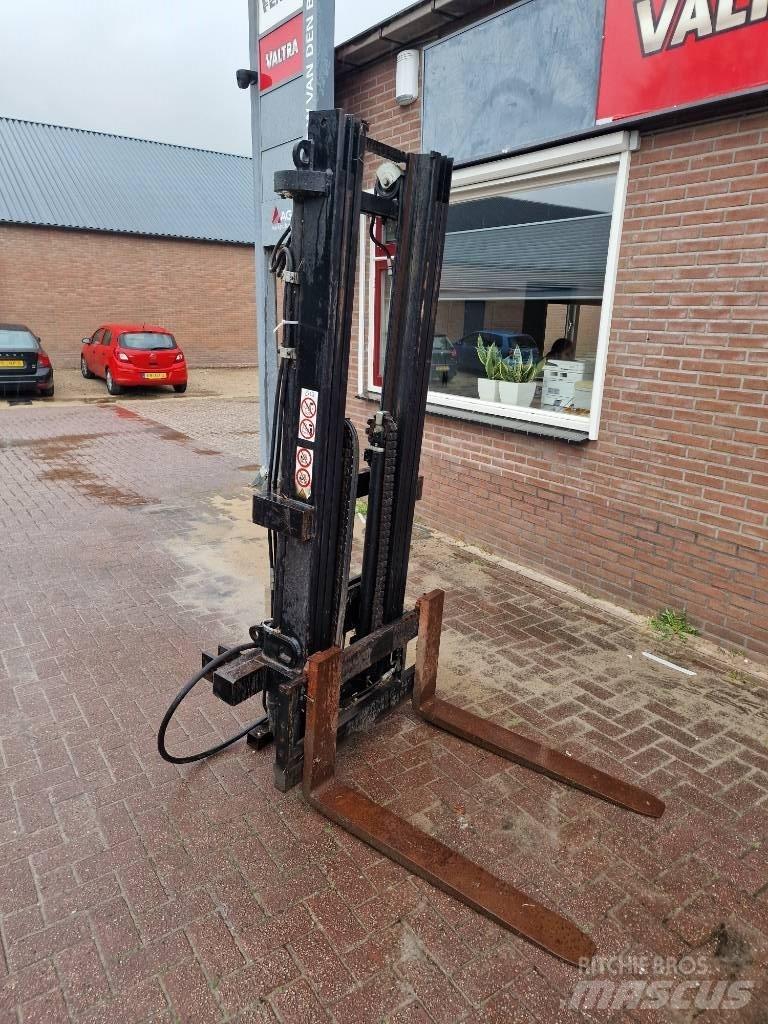  Hefmast Zelfbouw Farm Equipment - Others