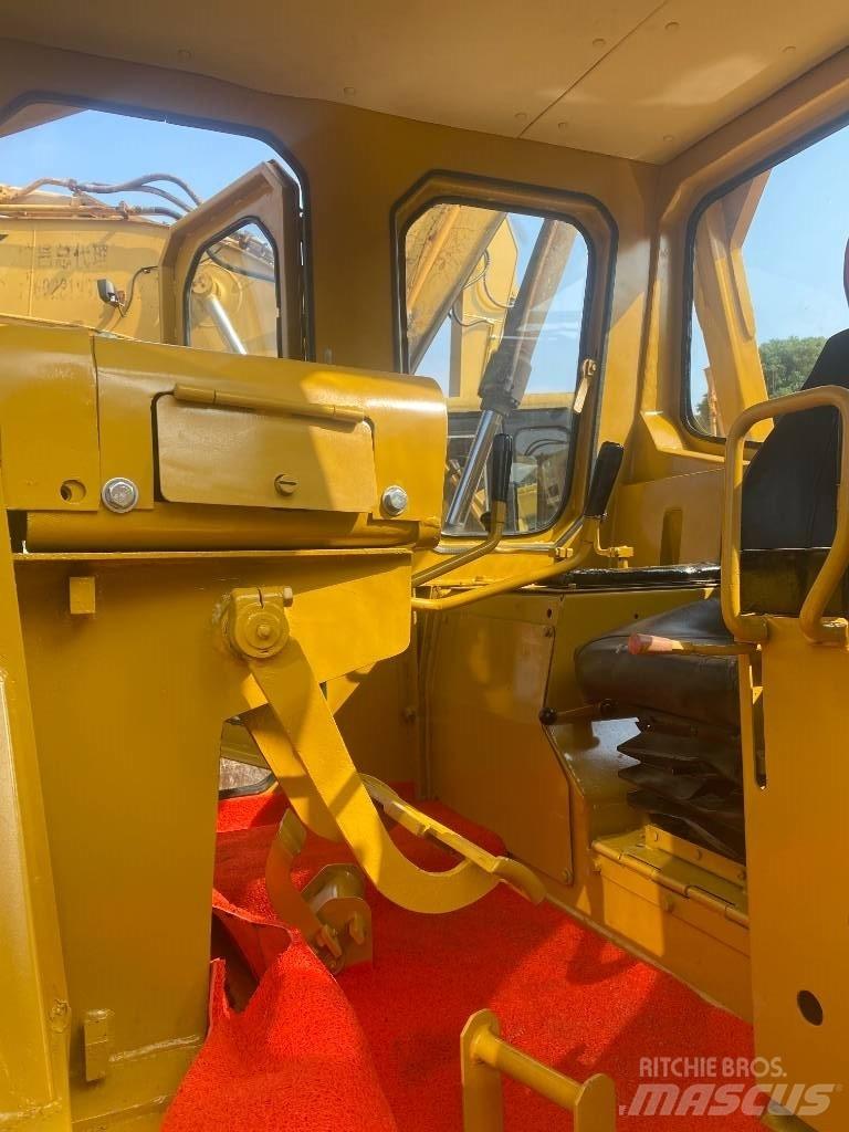 CAT D 8 K Crawler dozers