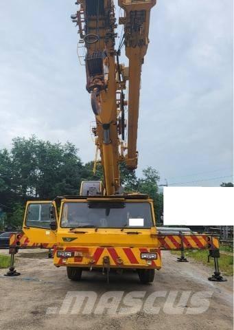 Sumitomo SA1000 Mobile and all terrain cranes