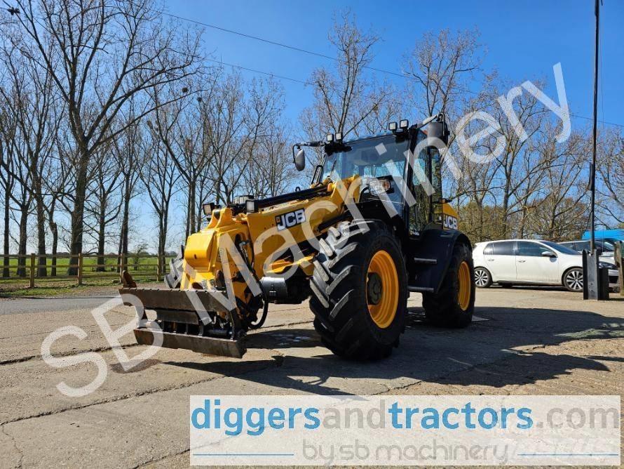 JCB TM 320 S Wheel Loaders