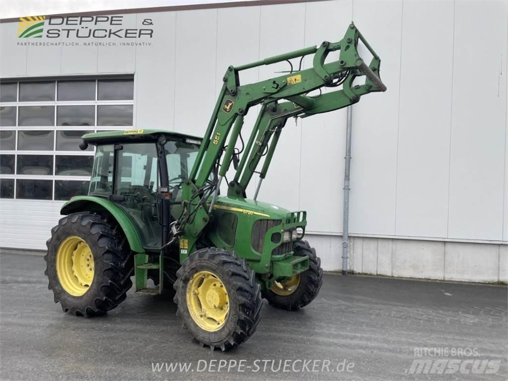 John Deere 5720 Tractors