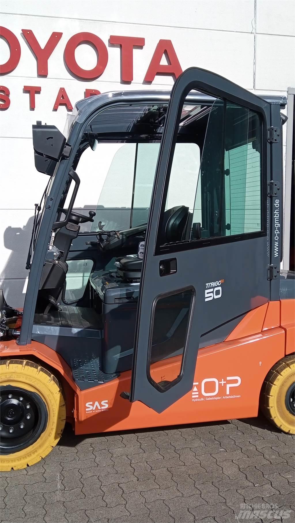 Toyota 8FBMT50 Electric Forklifts
