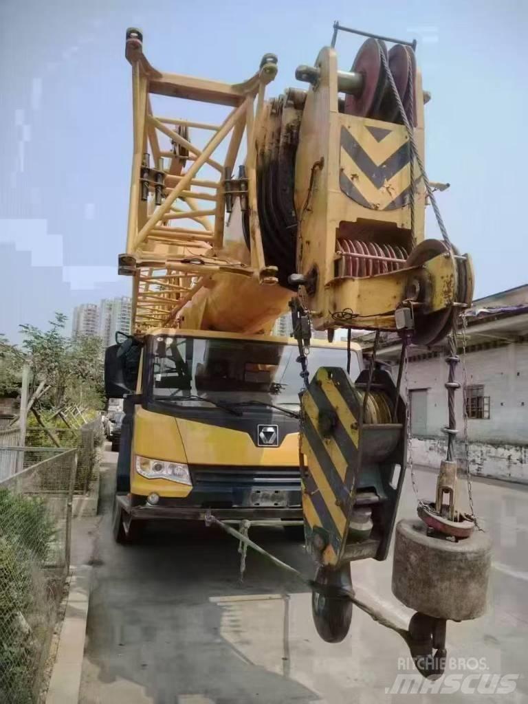 XCMG XCT85L7 Mobile and all terrain cranes