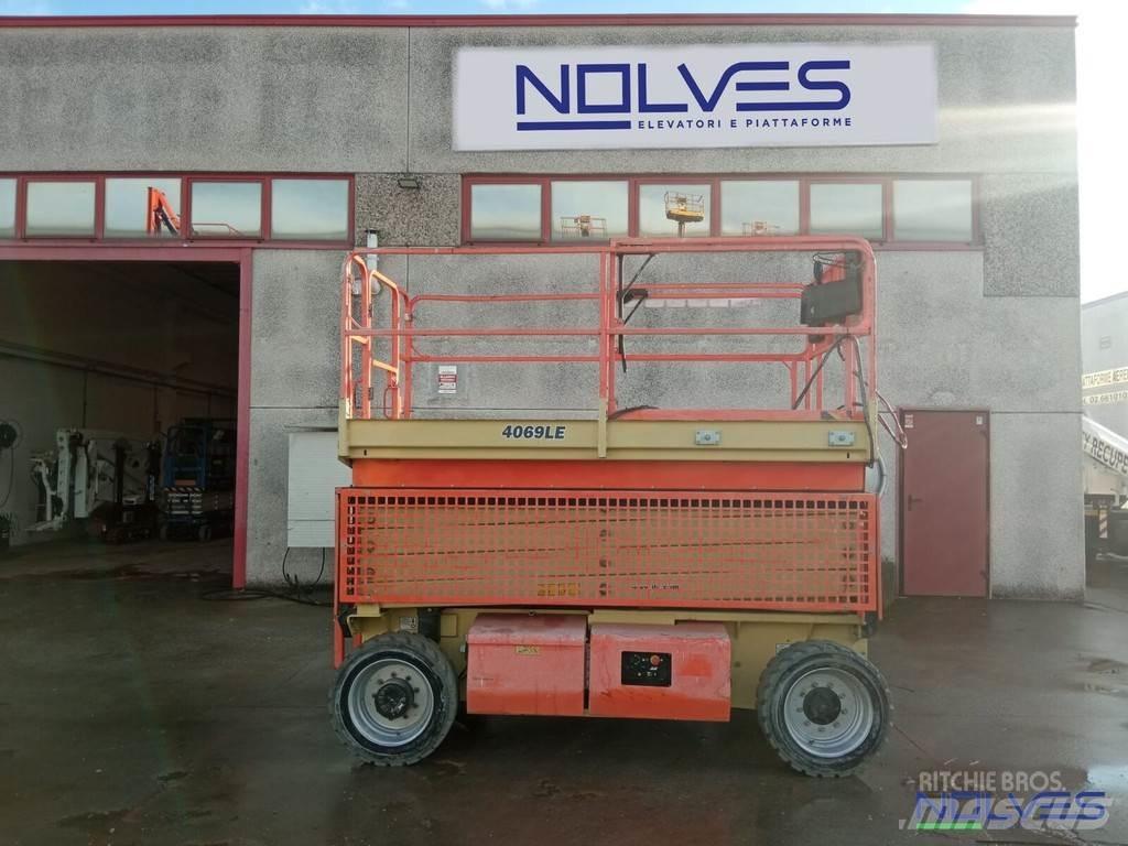 JLG 4069LE Scissor Lifts