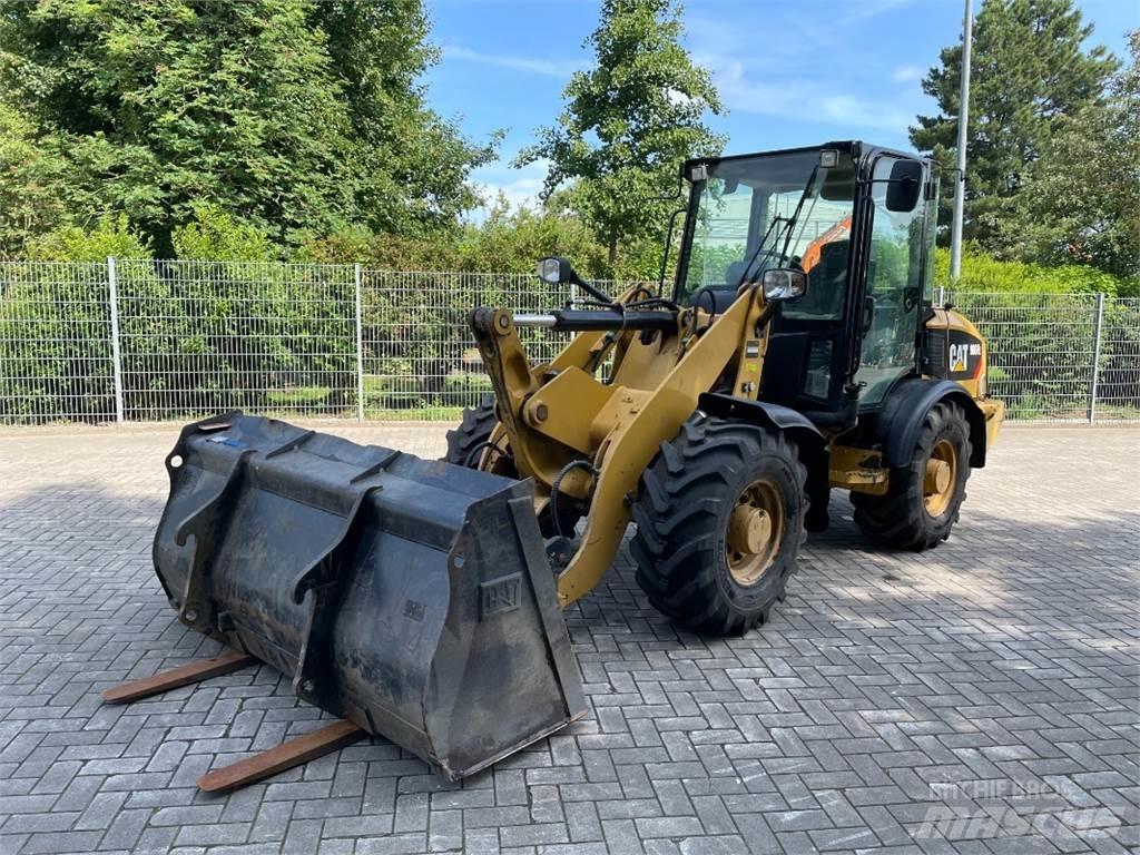 CAT 906H2 Wheel Loaders