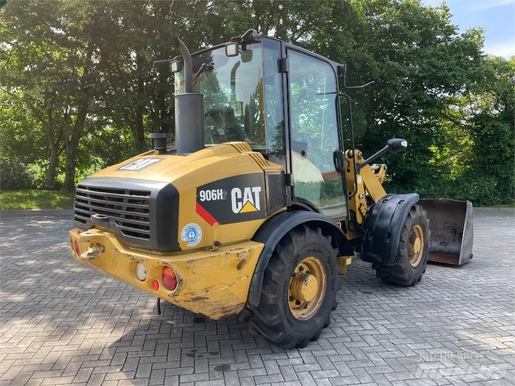 CAT 906H2 Wheel Loaders