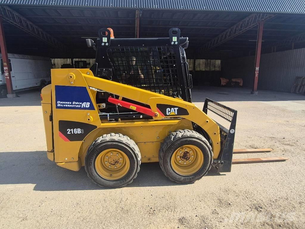 CAT 216B Skid Steer Loaders