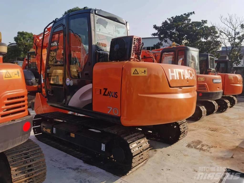 Hitachi ZX 70 Mini excavators  7t - 12t