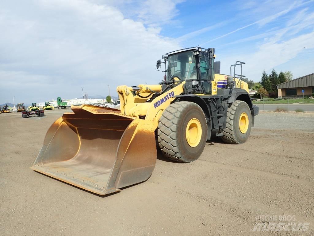 Komatsu WA475-10 Wheel Loaders