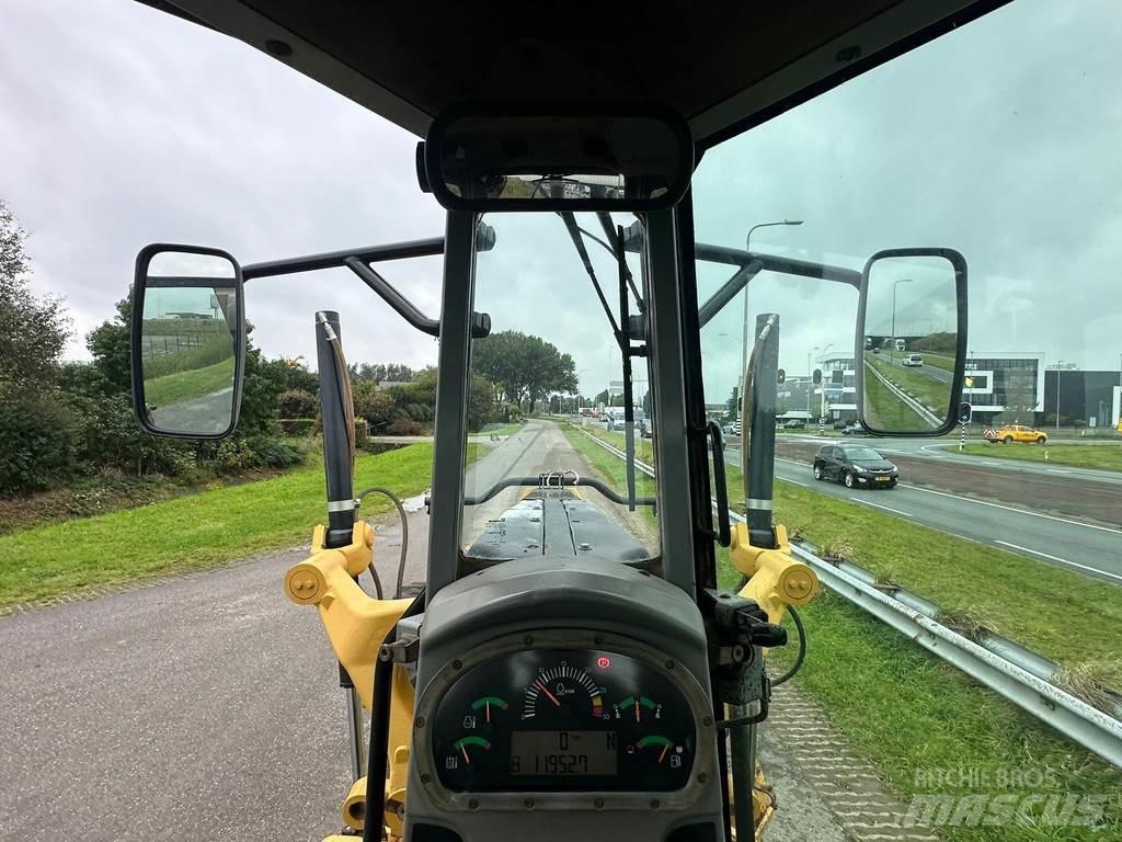 CAT 140M Motor Graders
