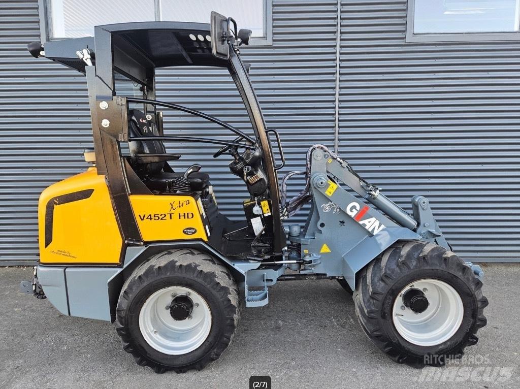 GiANT v452t hd x-tra Mini Loader