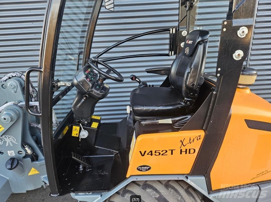 GiANT v452t hd x-tra Mini Loader