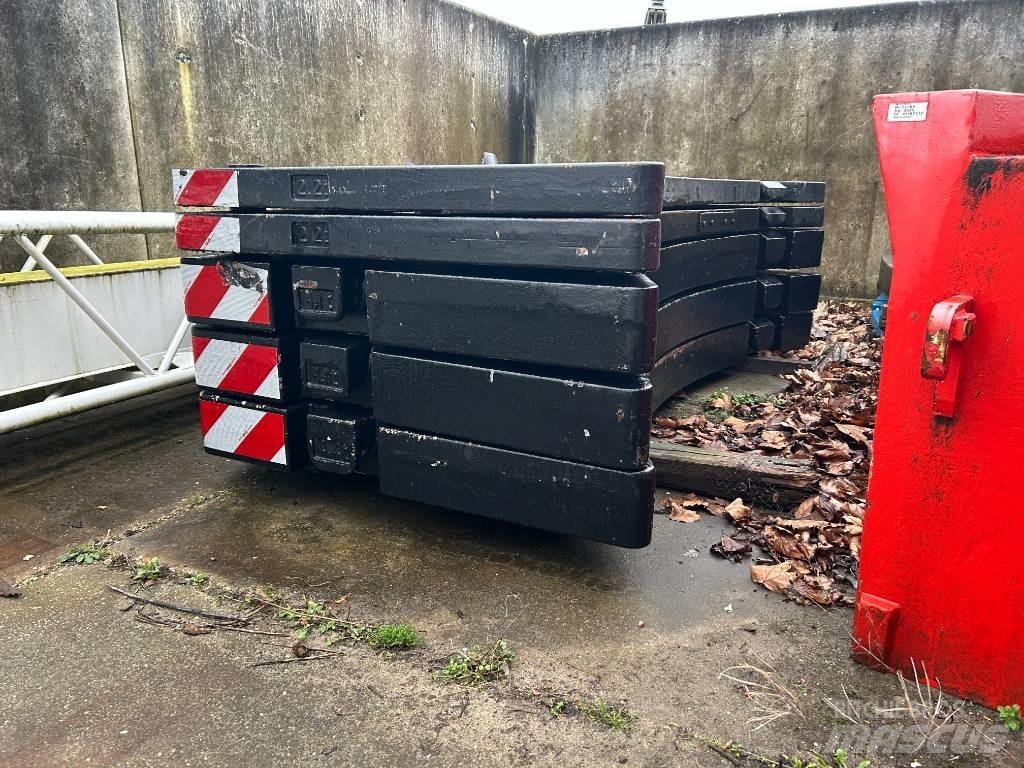 Grove GMK 4100 L Mobile and all terrain cranes