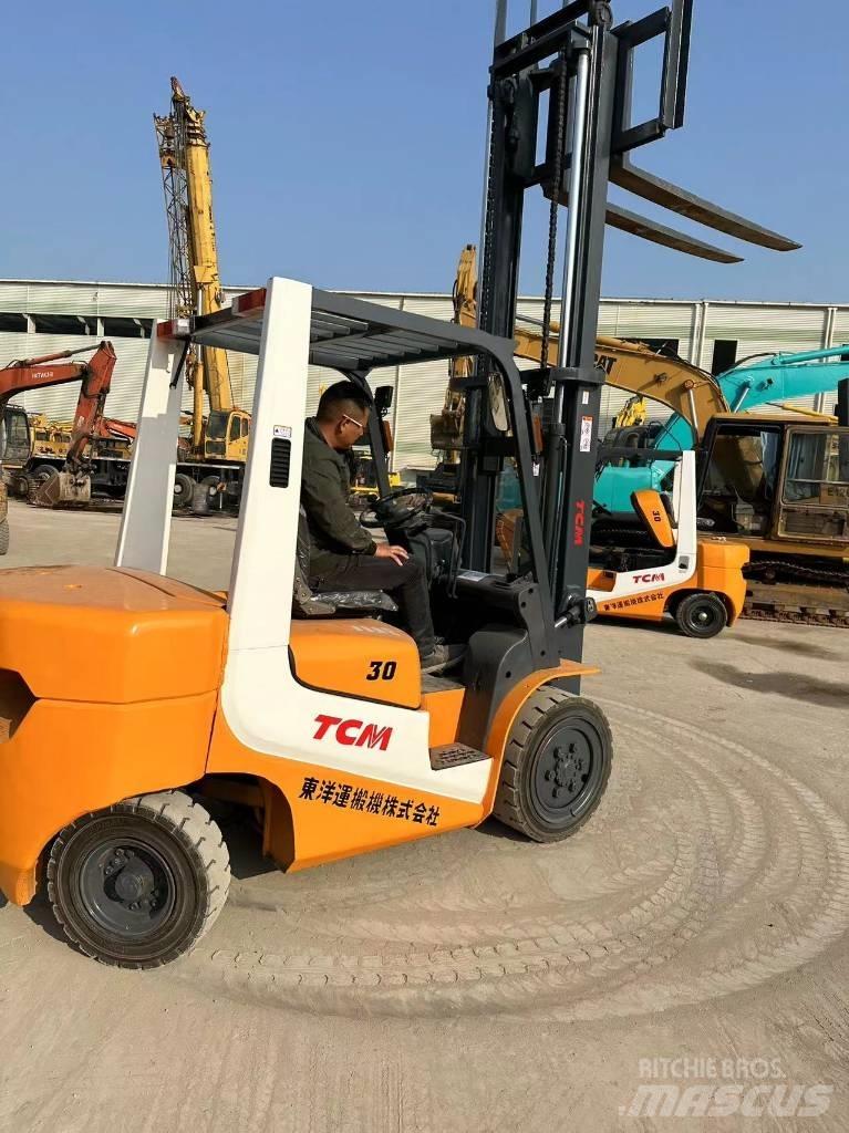 TCM FD30T6 Diesel Forklifts
