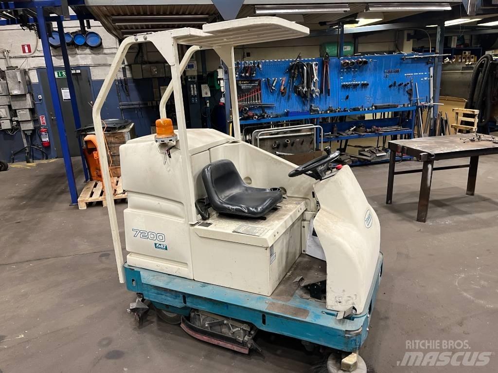 Tennant 7200 Groundcare - Others