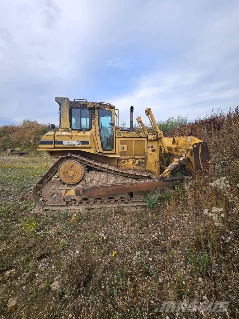 CAT D6h Crawler dozers