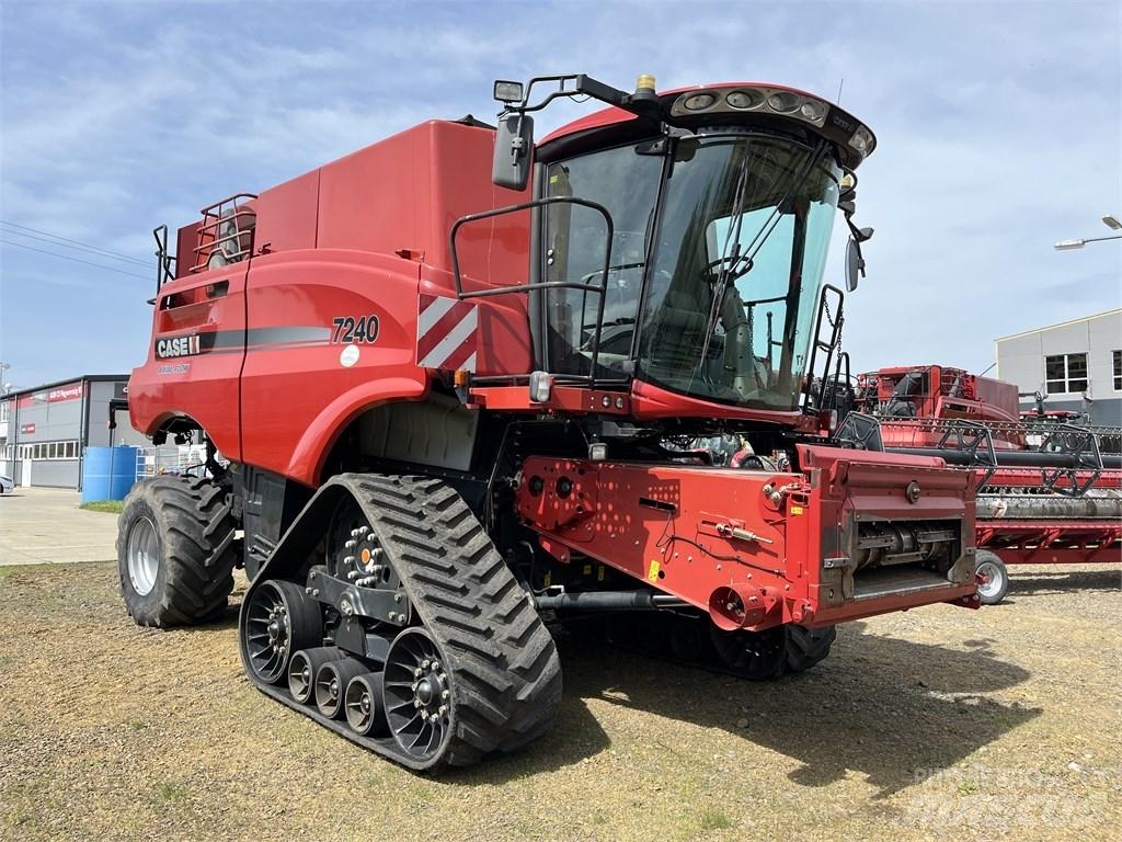 Case IH AF 7240 Combine Harvesters
