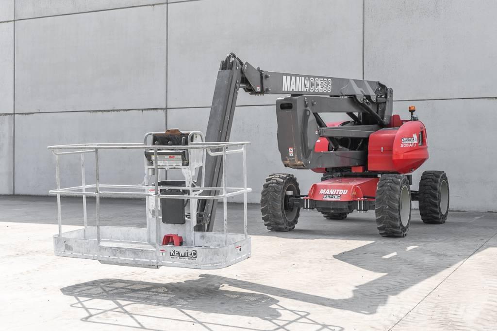 Manitou 200 ATJ Articulated boom lifts