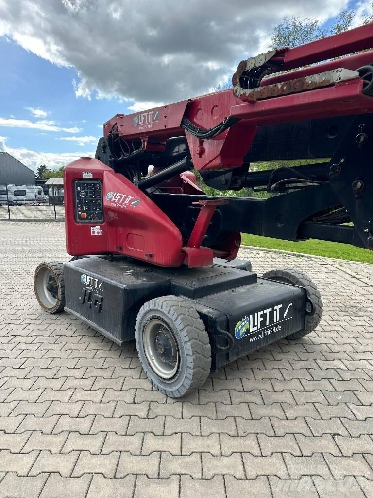 JLG E 400 AJPN Articulated boom lifts