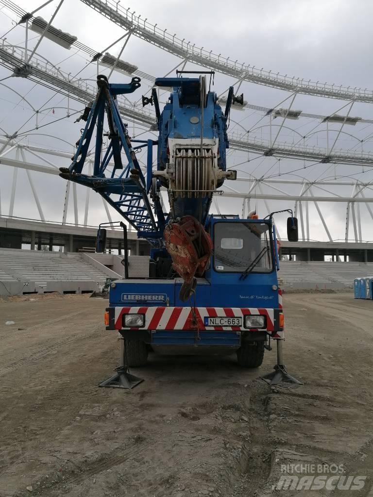 Liebherr LTM 1035 Mobile and all terrain cranes