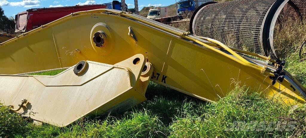 Komatsu PC 600-7K Booms and dippers