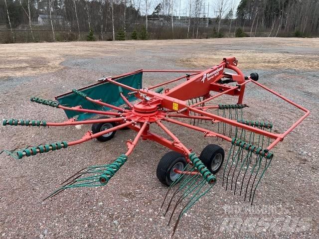 Kverneland 9043 Swathers \ Windrowers