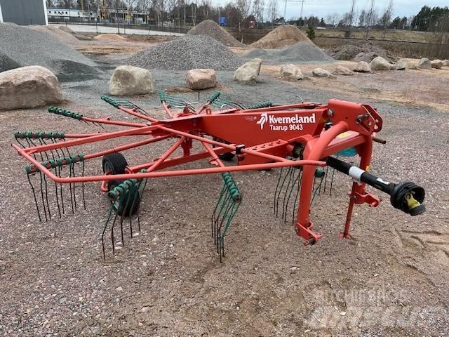 Kverneland 9043 Swathers \ Windrowers