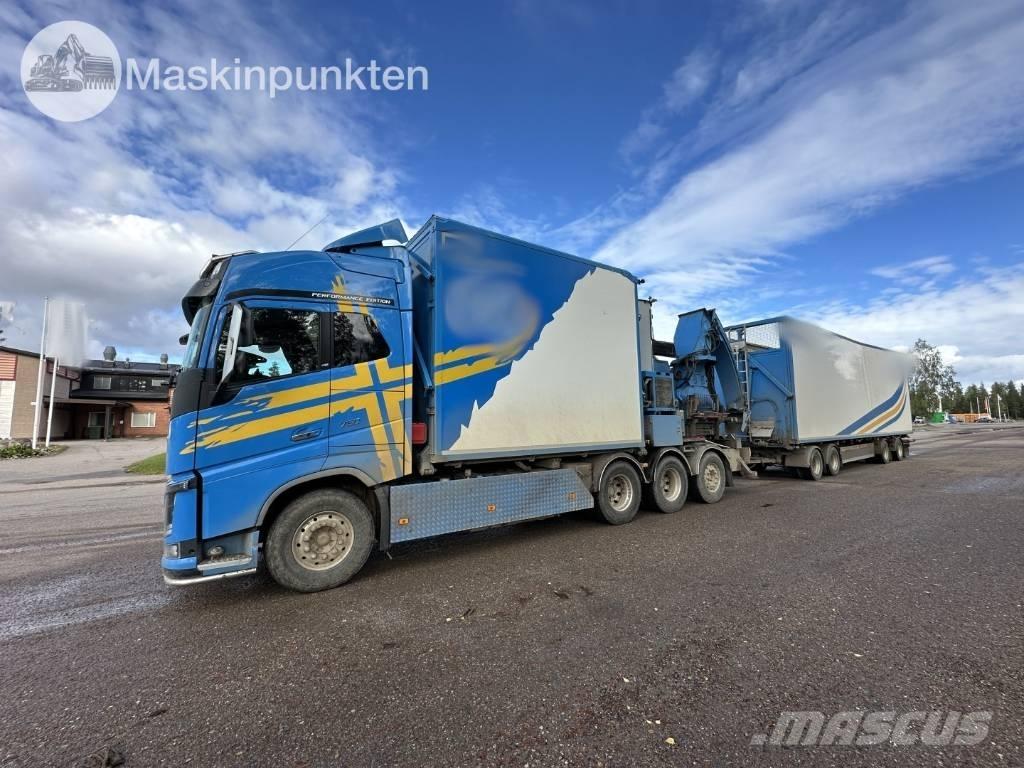 Volvo FH 16 750 Wood Chippers