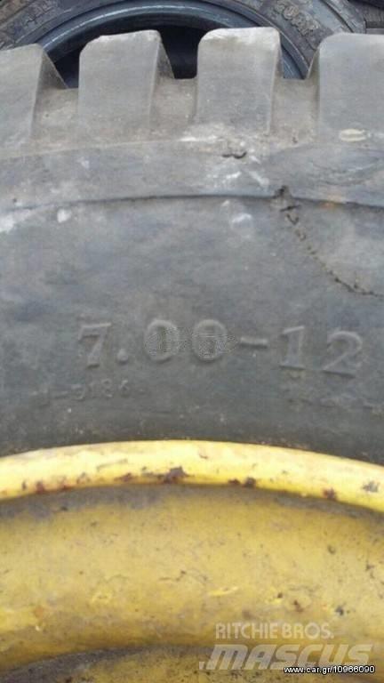 Bobcat 700x12 Tires, wheels and rims