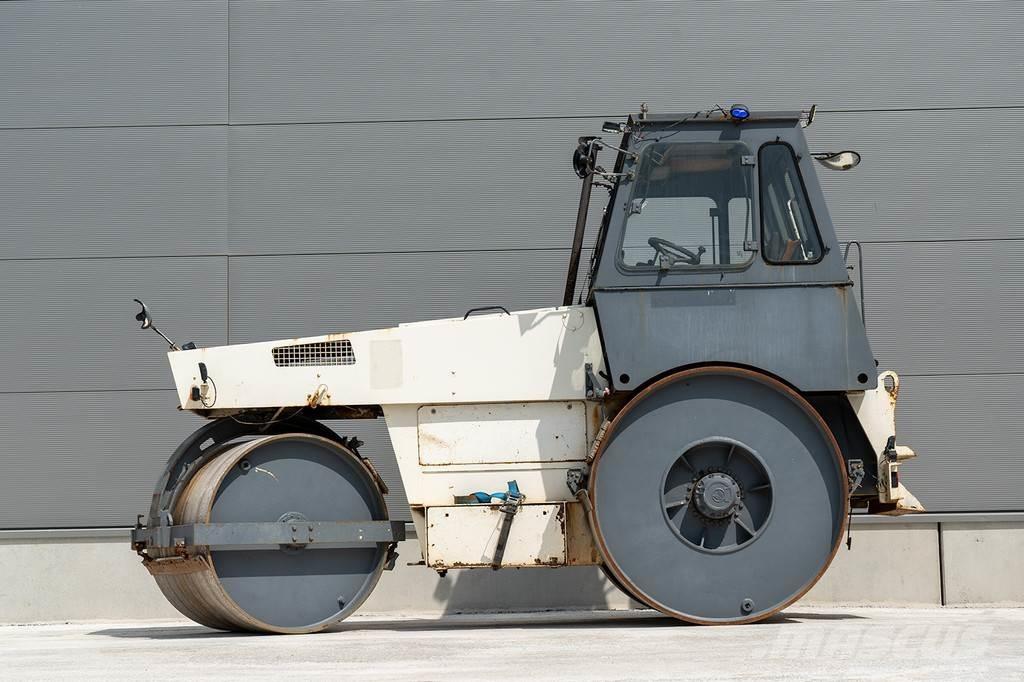Hamm HW 90 Road Rollers