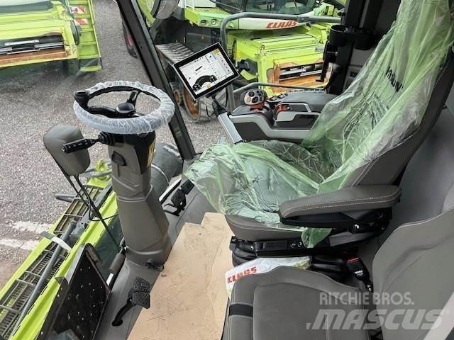 CLAAS TRION 750 Combine Harvesters