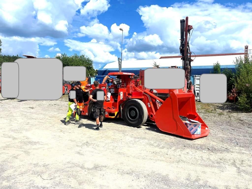Sandvik LH202 Mining Loaders