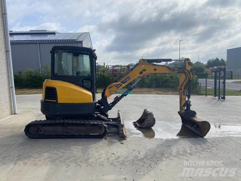 Bobcat E 35 Wheeled Excavators