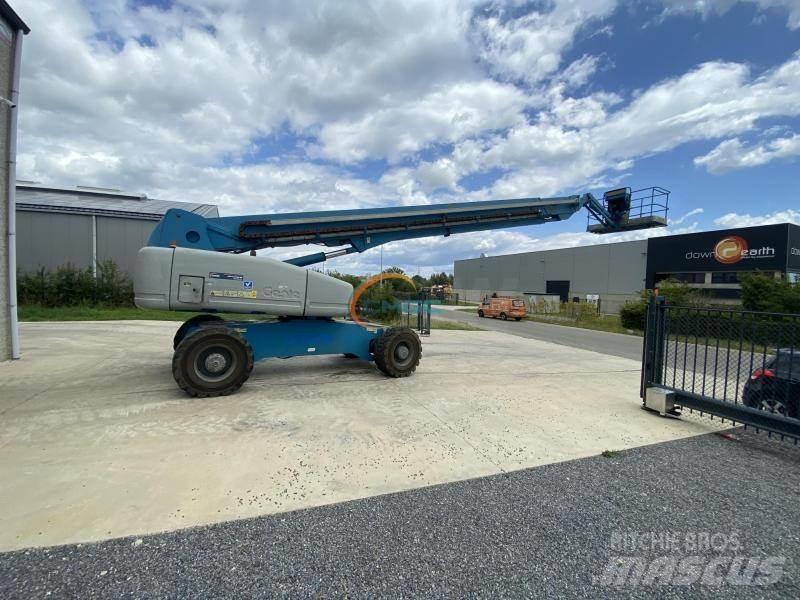 Genie S-125 Articulated boom lifts