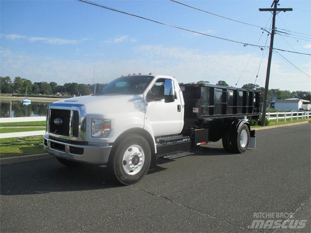 Ford F750 Hook lift trucks