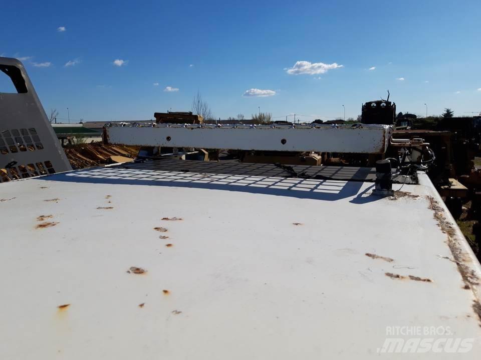 CAT 325LN Forestry Cabin