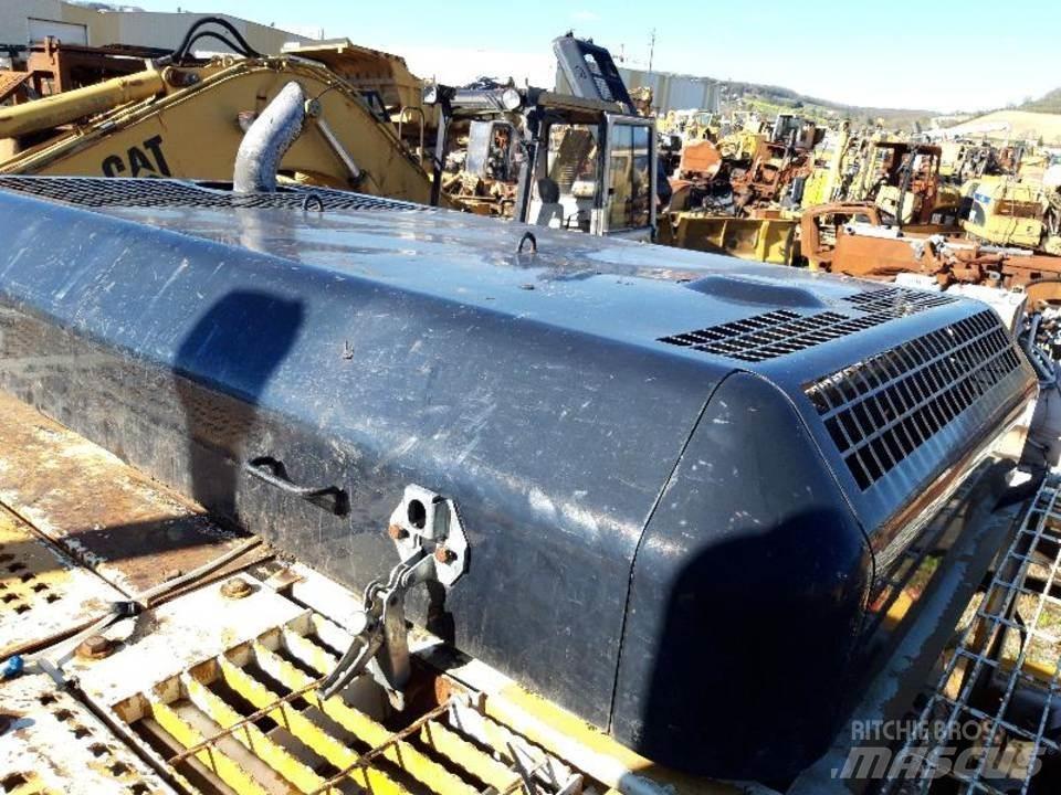 CAT 325LN Forestry Cabin