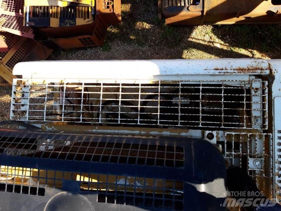 CAT 325LN Forestry Cabin