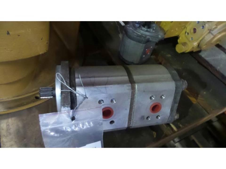 CAT IT14G Hydraulics