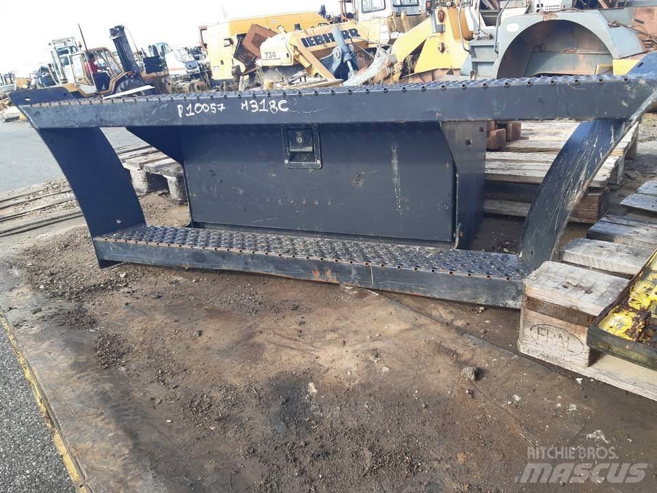 CAT M318C Forestry Cabin