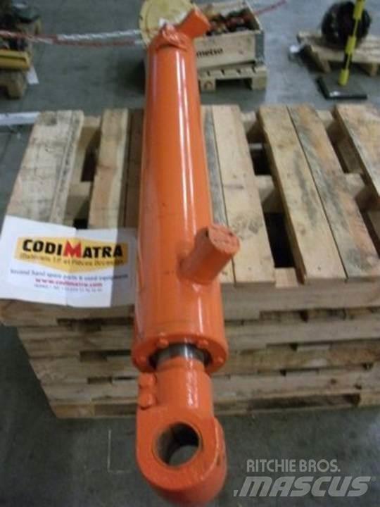 O&K RH6 Hydraulics