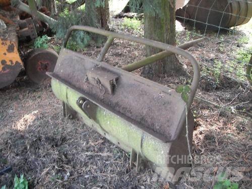  Bale Spike Other