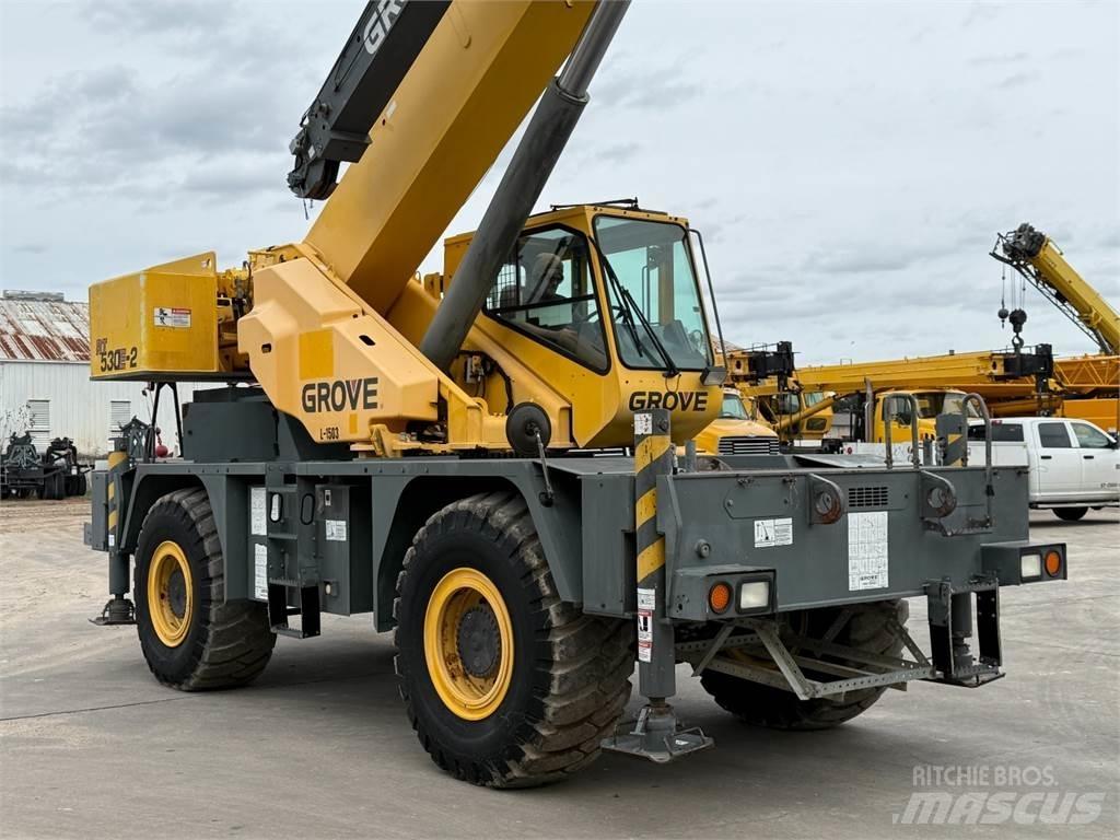 Grove RT530E-2 Rough Terrain Cranes