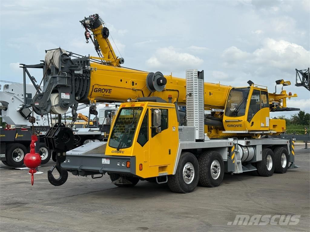 Grove TMS9000E Mobile and all terrain cranes