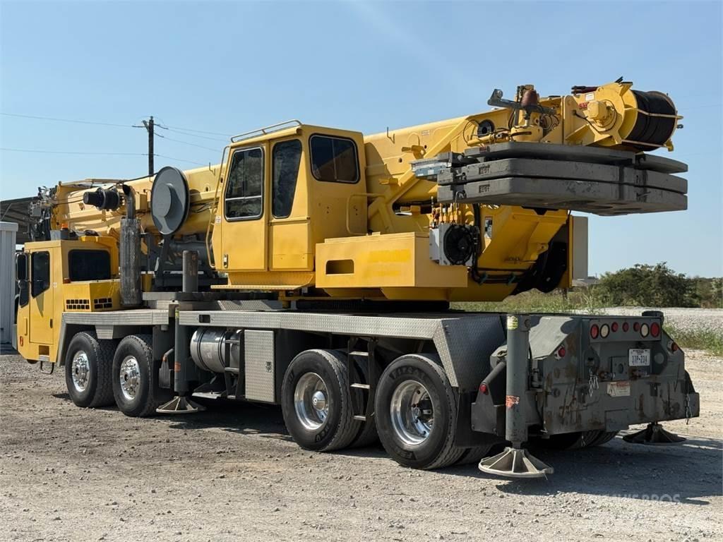 Grove TMS900E Mobile and all terrain cranes