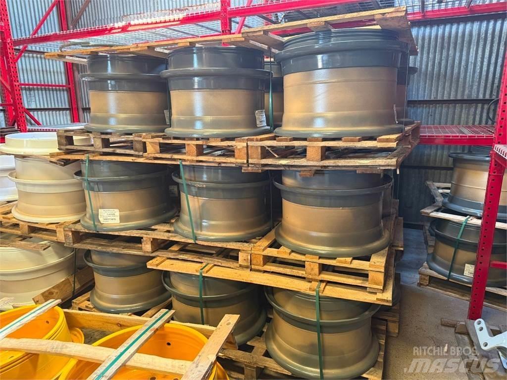 Liebherr  Tires, wheels and rims