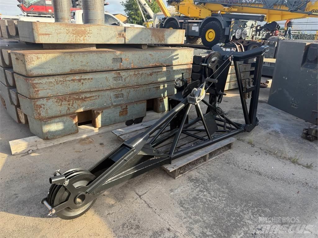 Liebherr  Booms and dippers