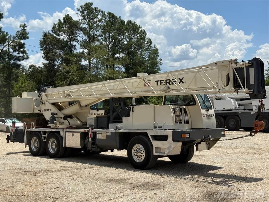 Terex T 340-1XL Mobile and all terrain cranes