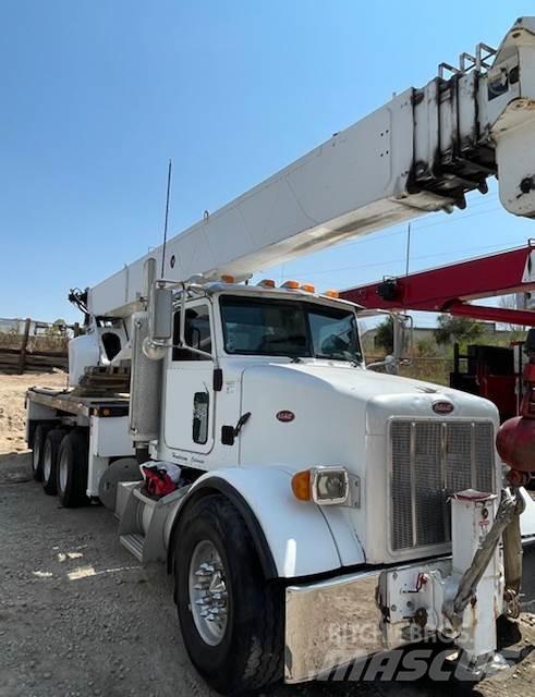 Altec AC38-127S Boom / Crane / Bucket Trucks