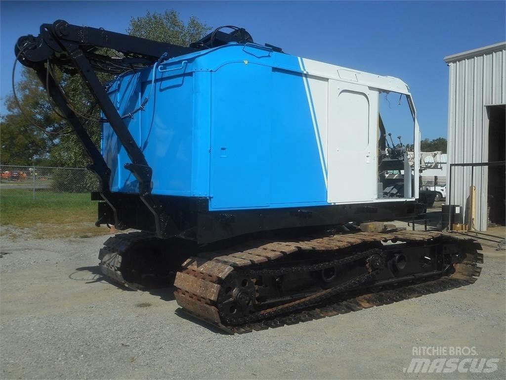 American 5299 Crawler Cranes